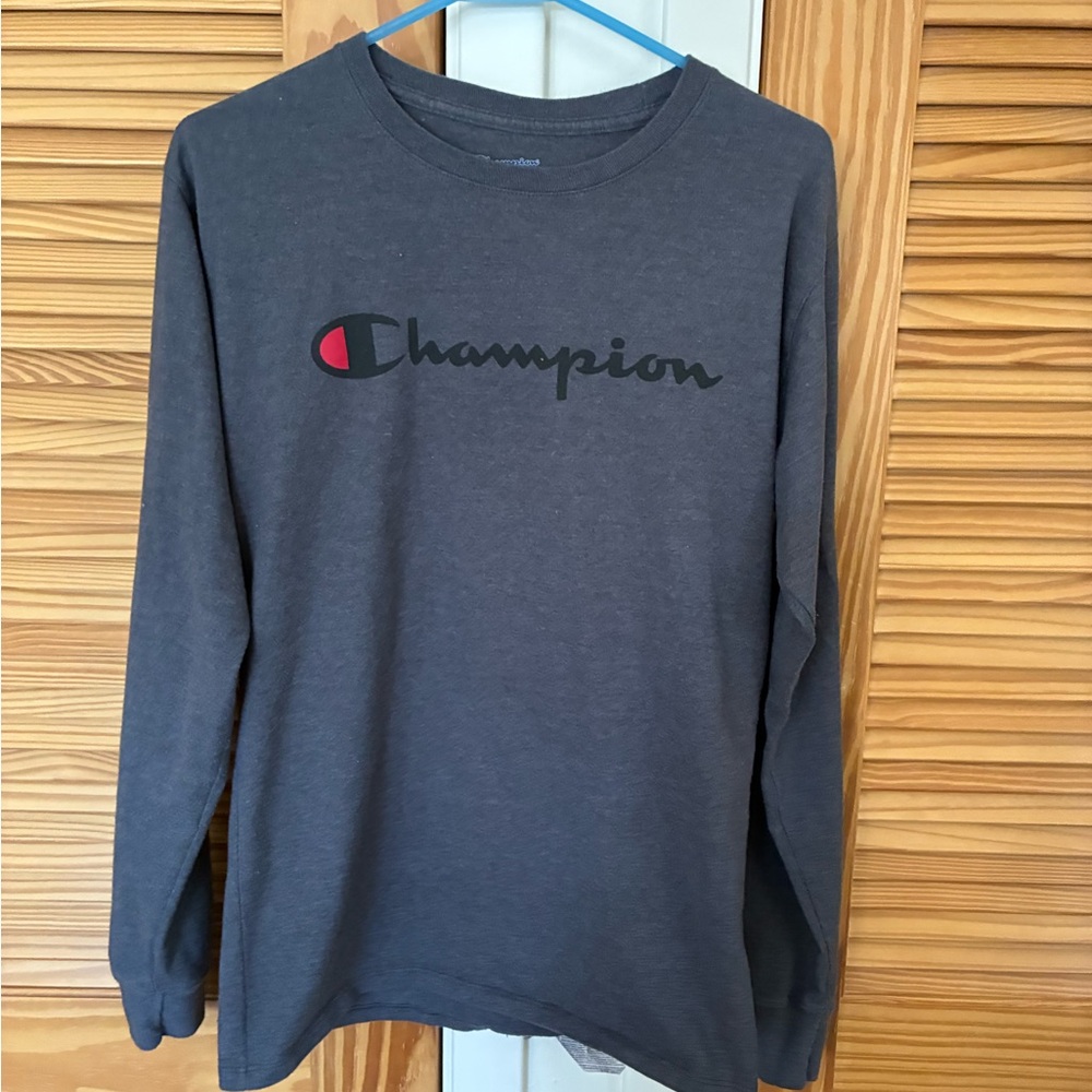 Champion Gray Long Sleeve Shirt size medium